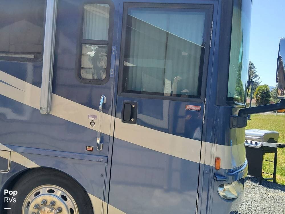 2006 Winnebago Journey 36G RV for Sale in Grants Pass, OR 97527