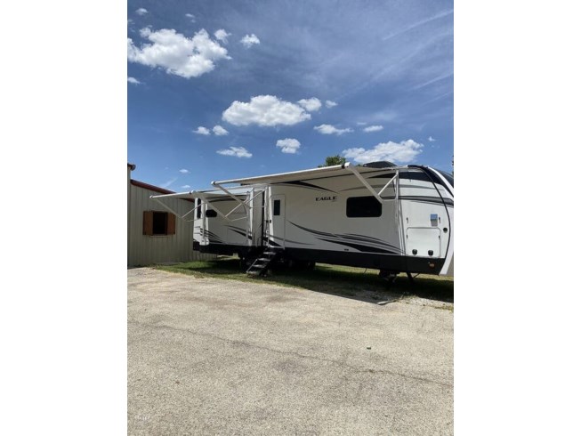2021 Eagle 332CBOK by Jayco from Pop RVs in Sarasota, Florida