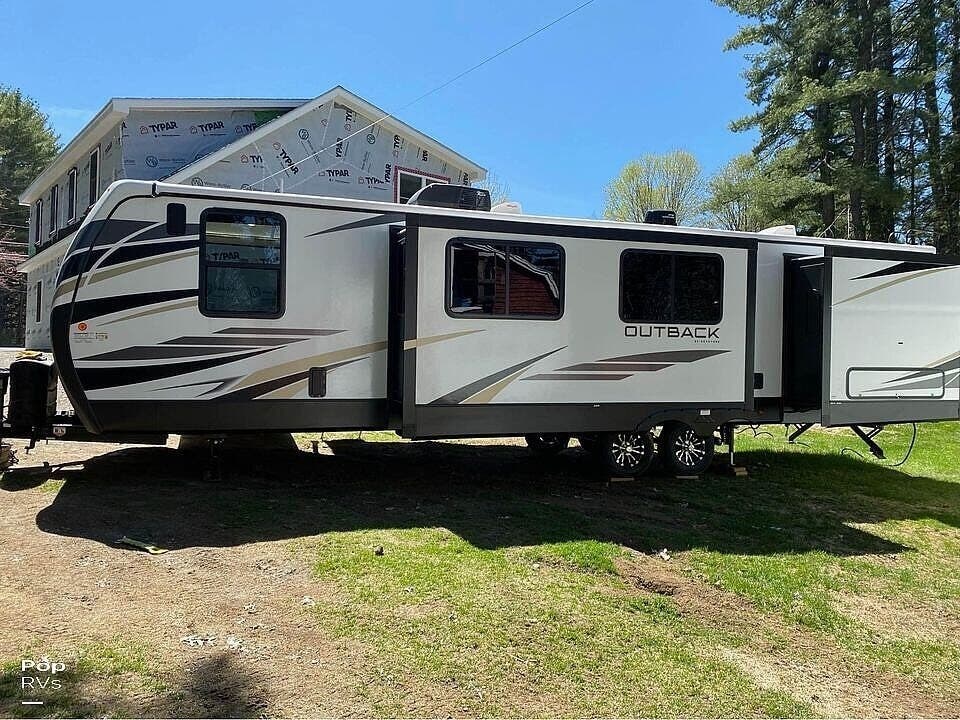 2021 Keystone Outback 342CG RV for Sale in Skowhegan, ME 04976 305184