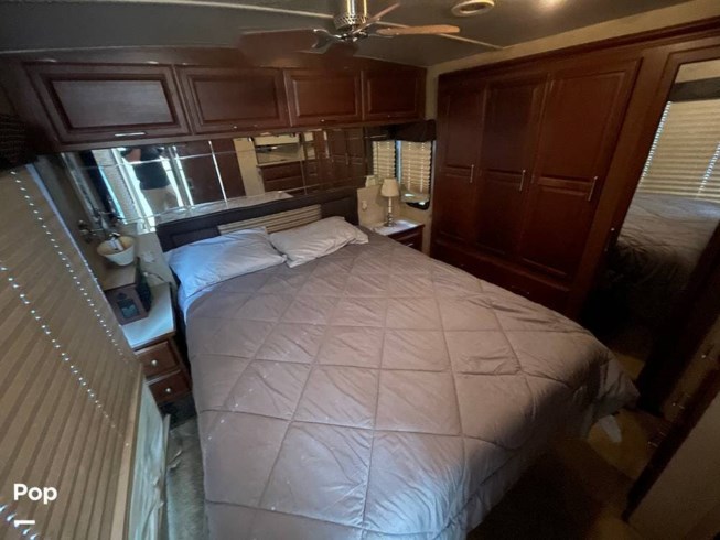 2006 Winnebago Journey 36G - Used Diesel Pusher For Sale by Pop RVs in Tomball, Texas