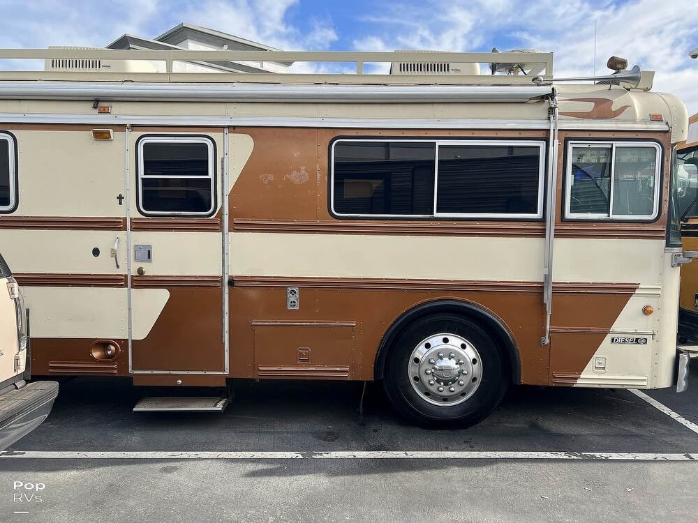 1981 Blue Bird Wanderlodge Wanderlodge RV for Sale in West Sacramento, CA 95605 195549 RVUSA