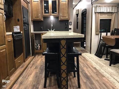 2019 Coachmen Chaparral 360IBL - Used Fifth Wheel For Sale by Pop RVs in Lake Odessa, Michigan