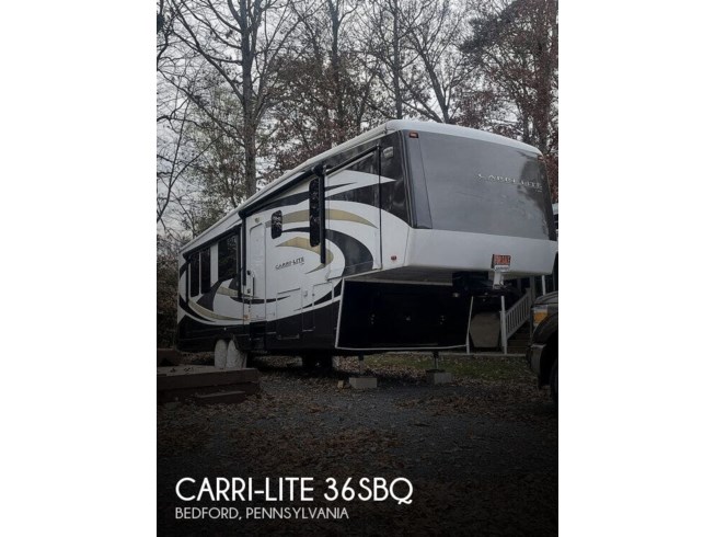 Used 2010 Carriage Carri-Lite 36SBQ available in Sarasota, Florida