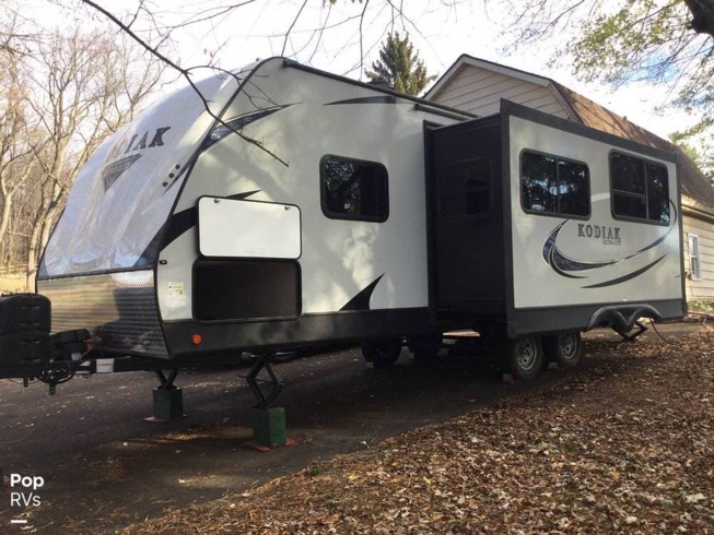 2018 Dutchmen Kodiak 255BHSL - Used Travel Trailer For Sale by Pop RVs in Sarasota, Florida