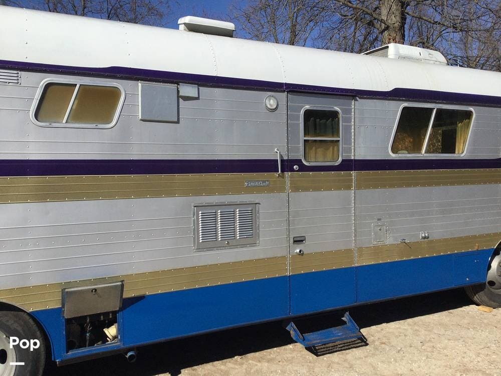 1971 Coach 30 by Newell from Pop RVs in Springfield, Missouri