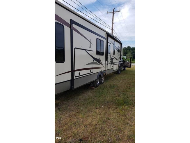 2019 Forest River Cardinal Explorer 322DS - Used Fifth Wheel For Sale by Pop RVs in New London, North Carolina