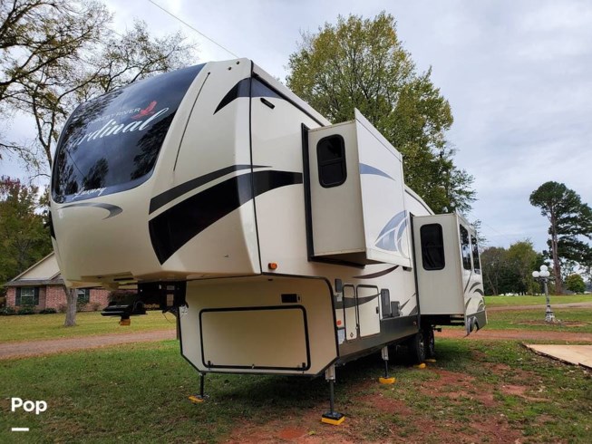 2020 Forest River Cardinal 344SKX - Used Fifth Wheel For Sale by Pop RVs in Kerens, Texas