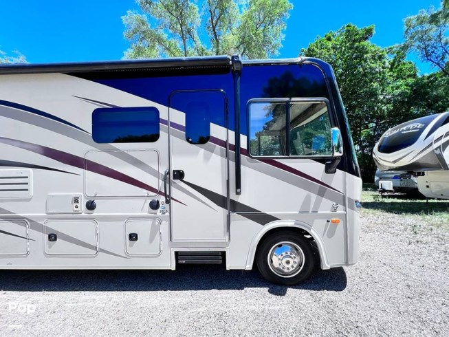 2018 Georgetown 31L5 by Forest River from Pop RVs in Woodstock, Illinois