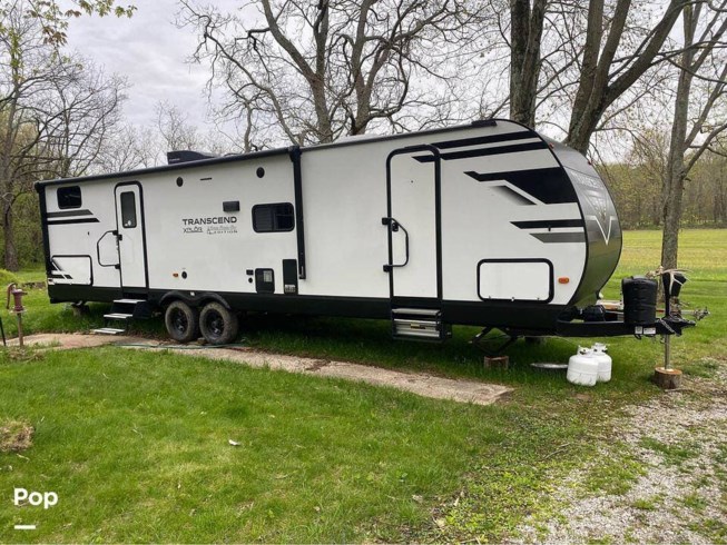 2022 Grand Design Transcend Xplor 321BH - Used Travel Trailer For Sale by Pop RVs in Bloomfield, Indiana