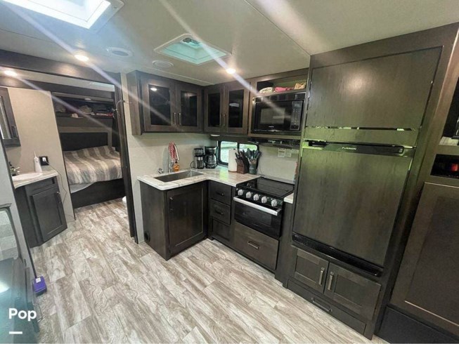 2022 Transcend Xplor 321BH by Grand Design from Pop RVs in Bloomfield, Indiana