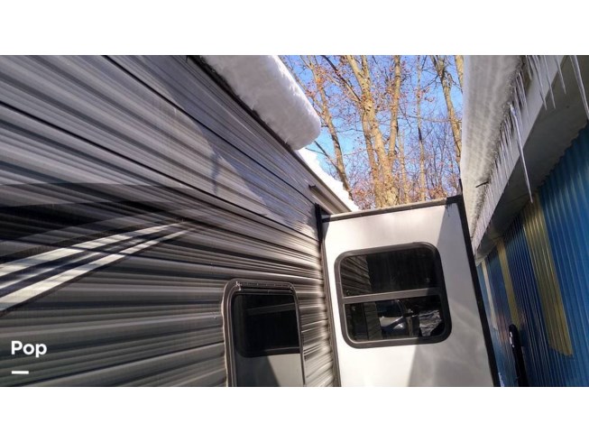 2021 Jayco Jay Flight 32BHDS - Used Travel Trailer For Sale by Pop RVs in Lawton, Michigan