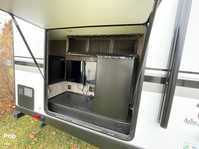 2021 Forest River Vibe 29BH - Used Travel Trailer For Sale by Pop RVs in Royal Oak, Michigan