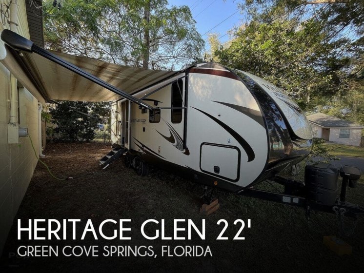 Used 2021 Forest River Heritage Glen 22RBHL available in Green Cove Springs, Florida