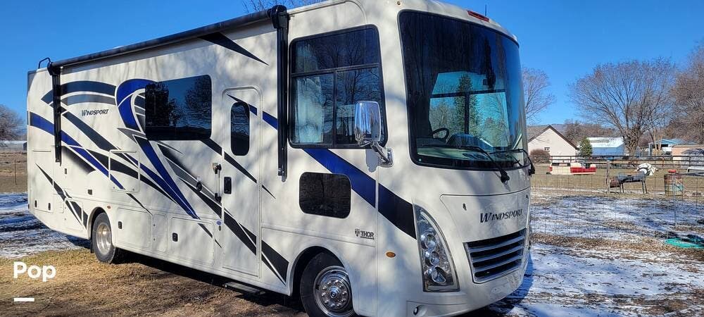 2022 Thor Motor Coach Windsport 29M - Used Class A For Sale by Pop RVs in Klamath Falls, Oregon features Awning, Generator, Air Conditioning, Slideout, Leveling Jacks