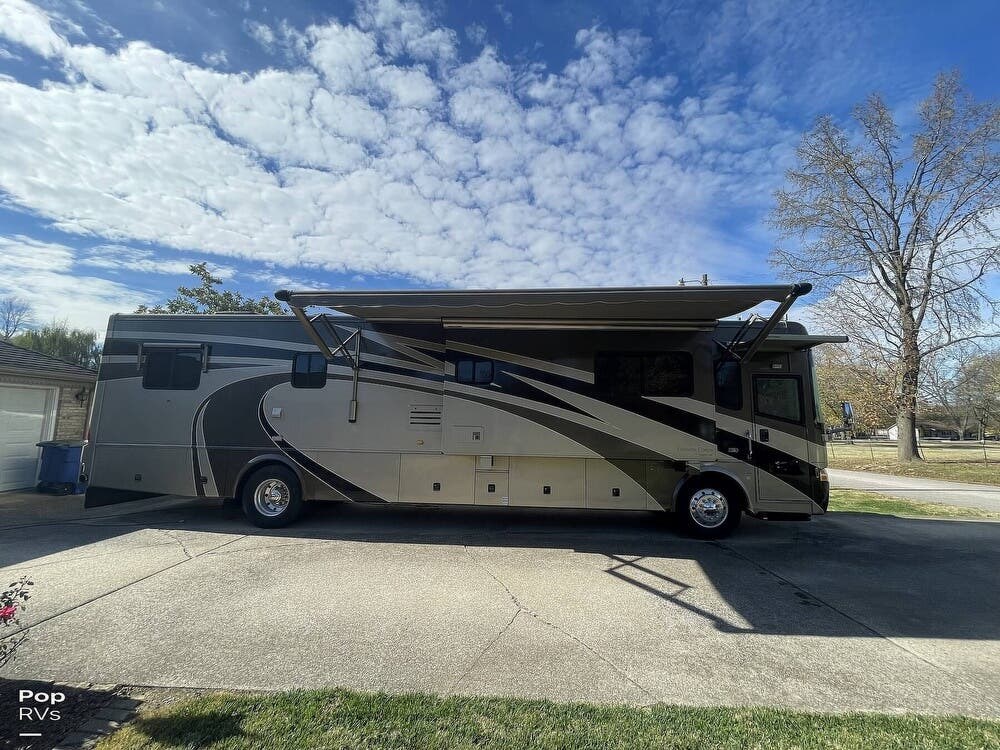 2006 Country Coach Inspire Country Coach 360 Genoa 40 RV for Sale in  Newburgh, IN 47630 | 315233  Classifieds