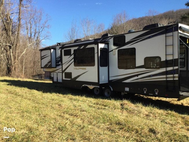 2019 Voltage 3705 by Dutchmen from Pop RVs in Sarasota, Florida