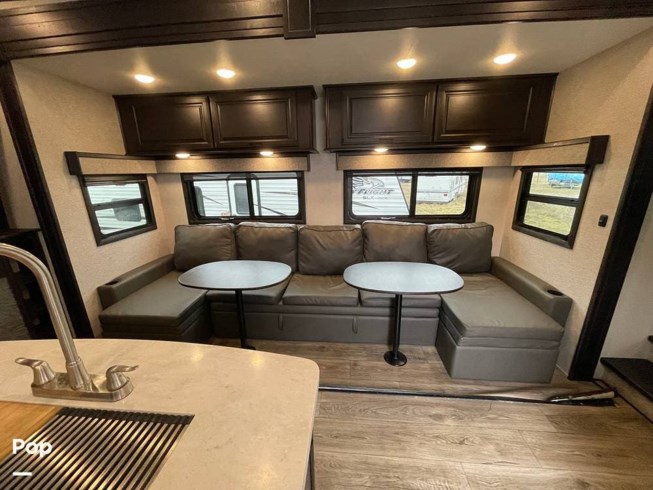 2021 Highland Ridge Mesa Ridge MF376FBH - Used Fifth Wheel For Sale by Pop RVs in Greenfield, Indiana