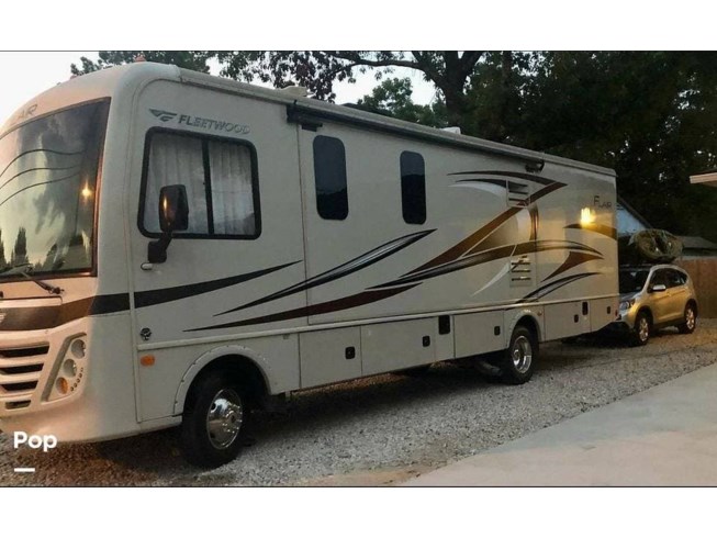 2016 Fleetwood Flair 30U - Used Class A For Sale by Pop RVs in Denham Springs, Louisiana