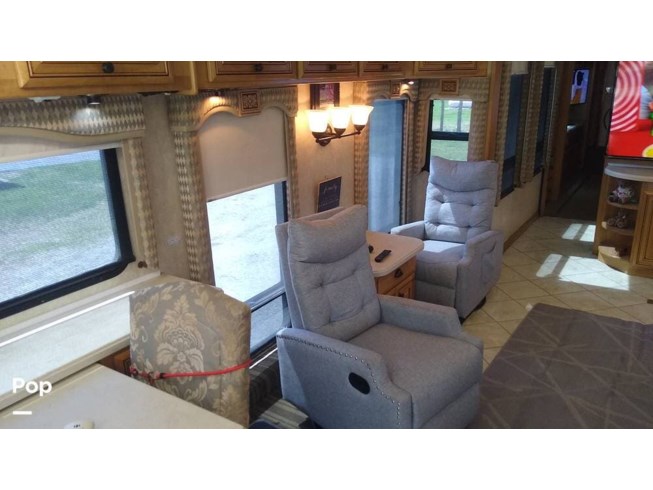 2010 Thor Motor Coach Mandalay 43D - Used Diesel Pusher For Sale by Pop RVs in Hanna, Indiana