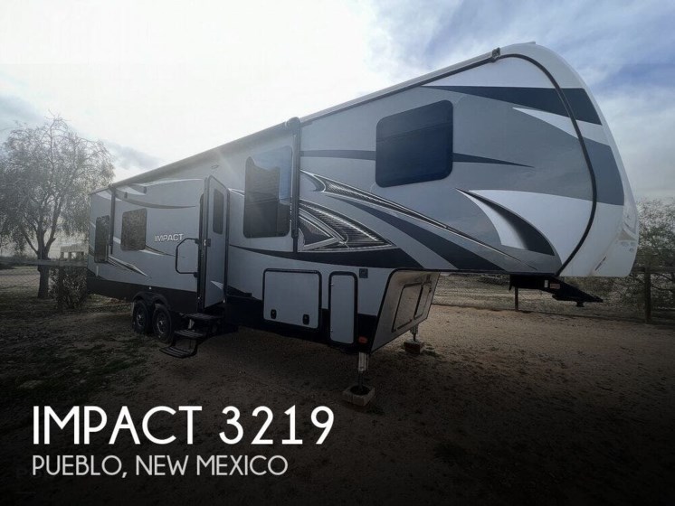 Used 2018 Keystone Impact 3219 available in Pueblo, New Mexico