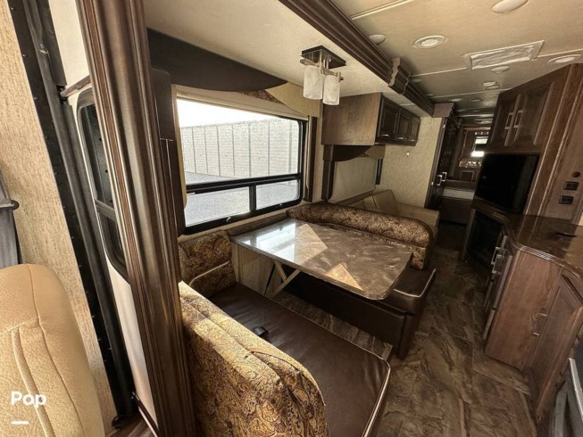 2019 Coachmen Sportscoach 409BG - Used Diesel Pusher For Sale by Pop RVs in Norman, Oklahoma