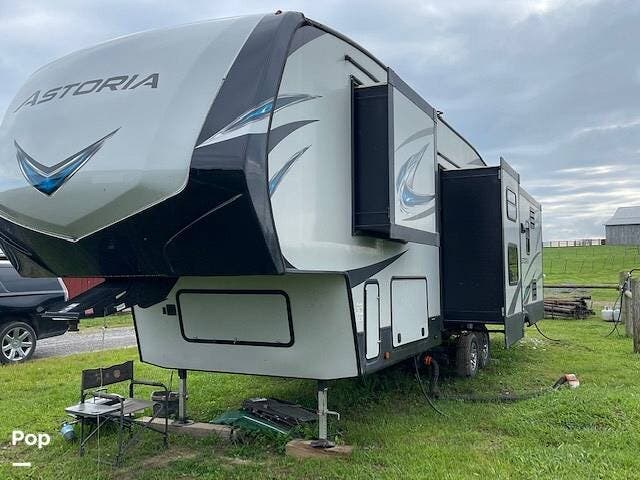 2019 Astoria 3273MBF by Dutchmen from Pop RVs in Grimsley, Tennessee