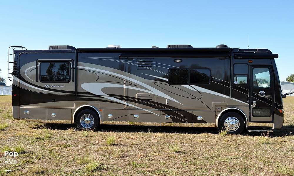 2012 Tiffin Allegro Breeze 32BR RV for Sale in Haines City, FL 33844