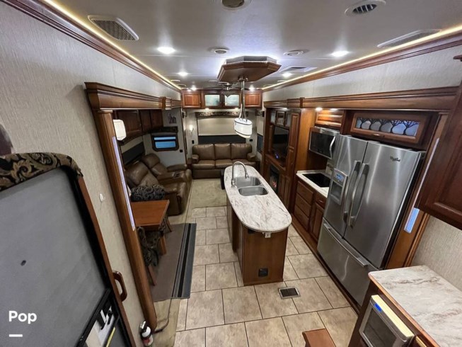 2017 Redwood 39MB by CrossRoads from Pop RVs in Vidor, Texas