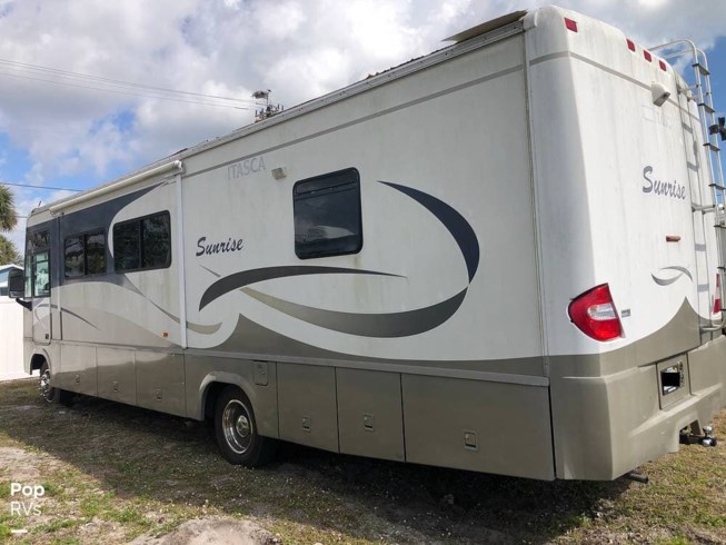 2005 Itasca Sunrise 33V - Used Class A For Sale by Pop RVs in Sarasota, Florida