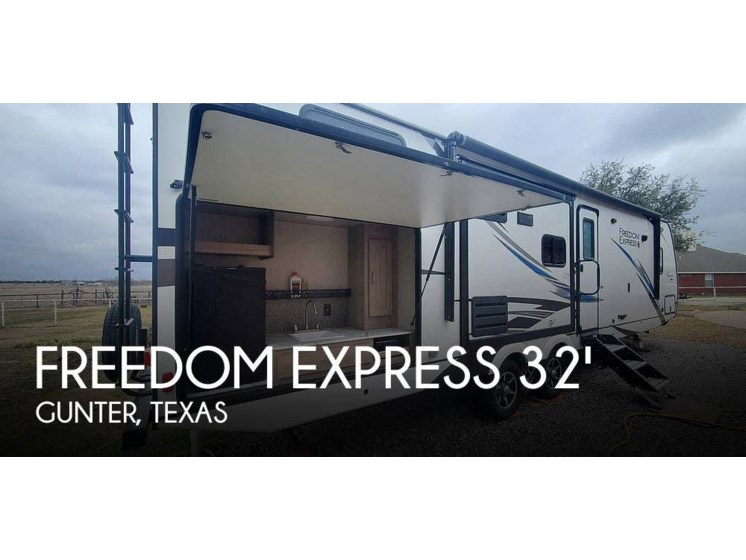 Used 2020 Coachmen Freedom Express 320BHDS available in Gunter, Texas