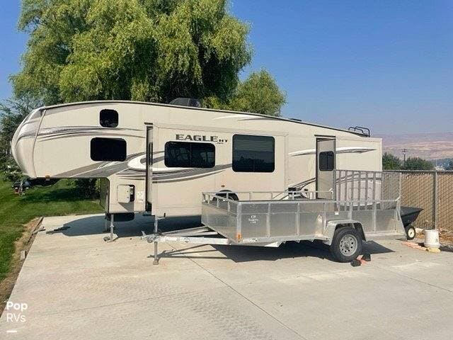 2017 Jayco Eagle HT 29.5FBDS - Used Fifth Wheel For Sale by Pop RVs in Wenatchee, Washington