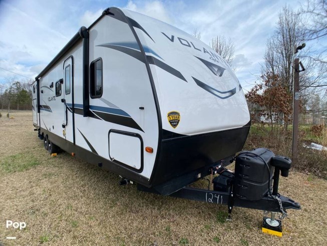 2022 CrossRoads Volante 32SB - Used Travel Trailer For Sale by Pop RVs in Waverly Hall, Georgia