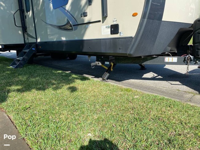 2019 Rockwood Signature Ultra Lite 8332BS by Forest River from Pop RVs in Rockledge, Florida