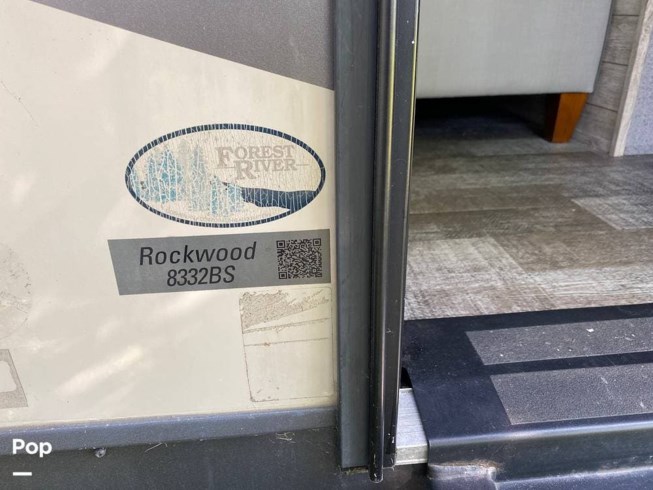 2019 Forest River Rockwood Signature Ultra Lite 8332BS - Used Travel Trailer For Sale by Pop RVs in Rockledge, Florida