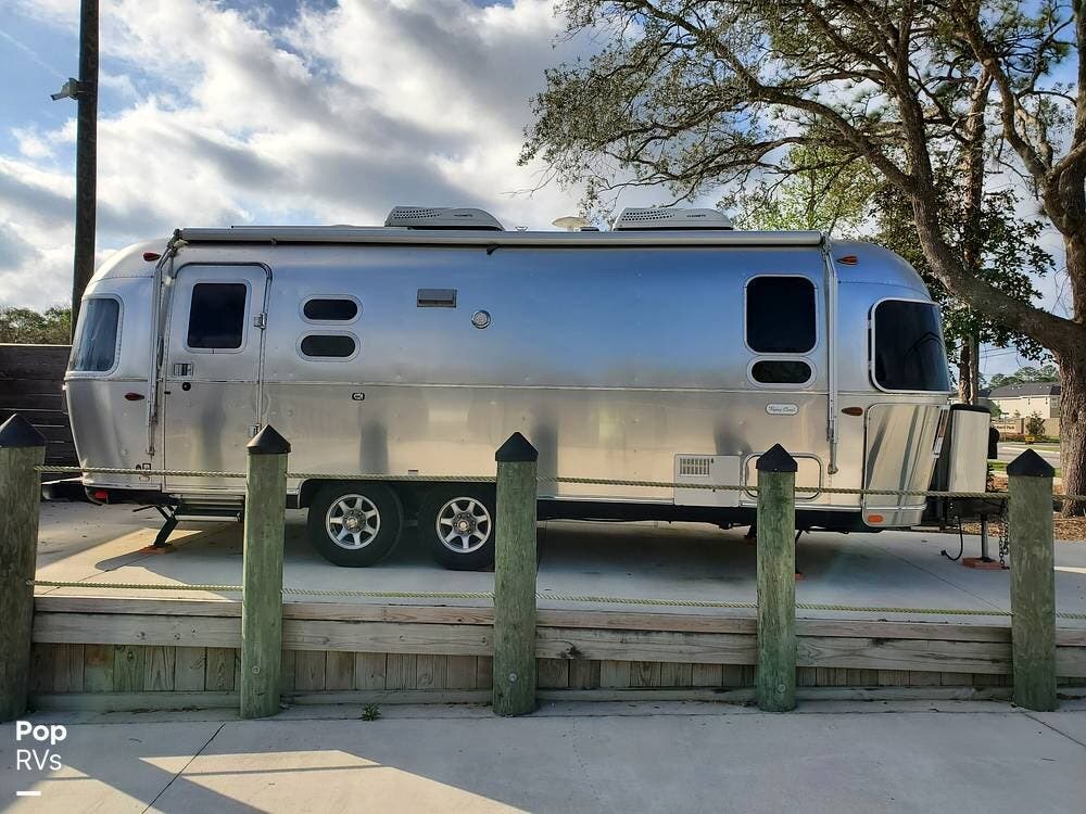 2020 Airstream Flying Cloud 27 FTB RV for Sale in St. Augustine 