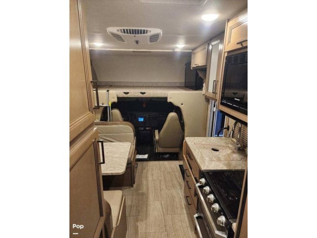 2021 Daybreak 22DB by Thor Motor Coach from Pop RVs in Port Saint Lucie, Florida