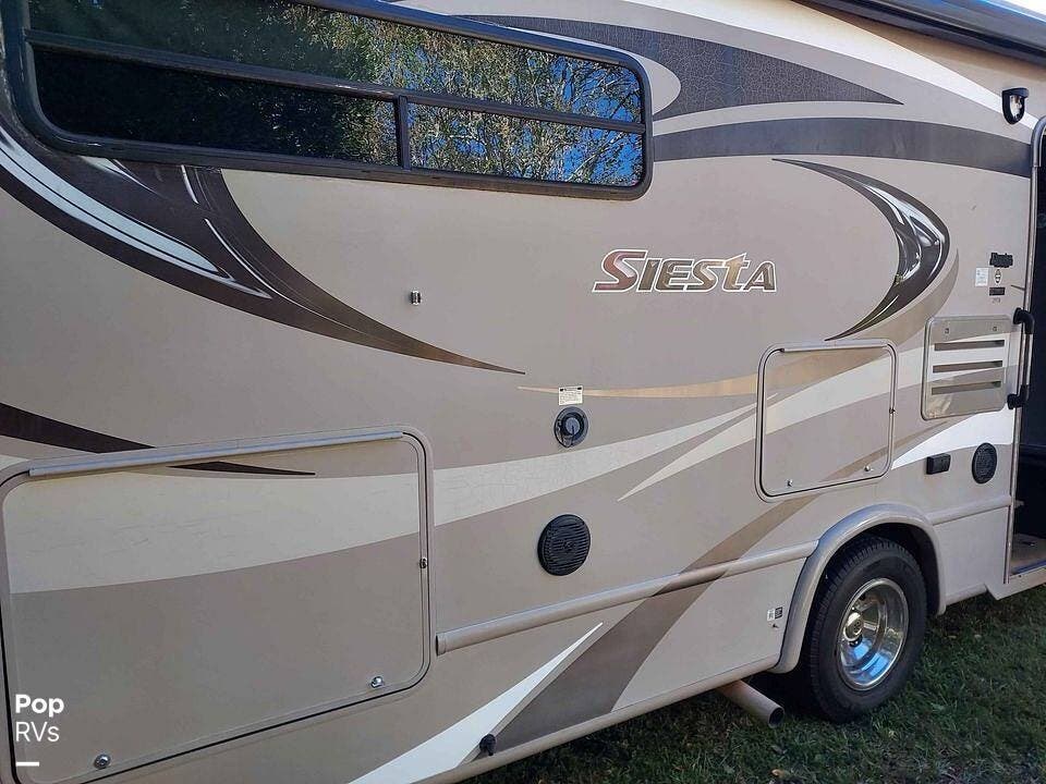 2013 Thor Motor Coach Siesta 29TB RV for Sale in Gulfport, MS 39501 |  323526  Classifieds