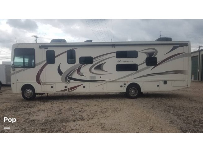 2018 Thor Motor Coach Hurricane 34J - Used Class A For Sale by Pop RVs in Enterprise, Alabama