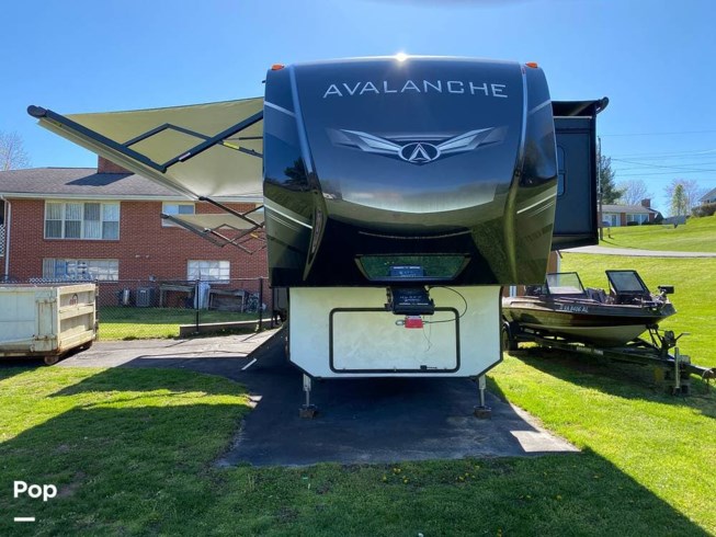 2021 Keystone Avalanche 338GK - Used Fifth Wheel For Sale by Pop RVs in Bristol, Tennessee