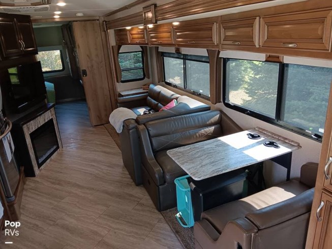 2020 Bounder 33C by Fleetwood from Pop RVs in Sarasota, Florida