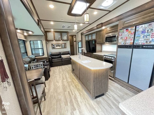 2021 Grand Design Solitude 3550BH #331388 - For Sale in Sarasota, FL