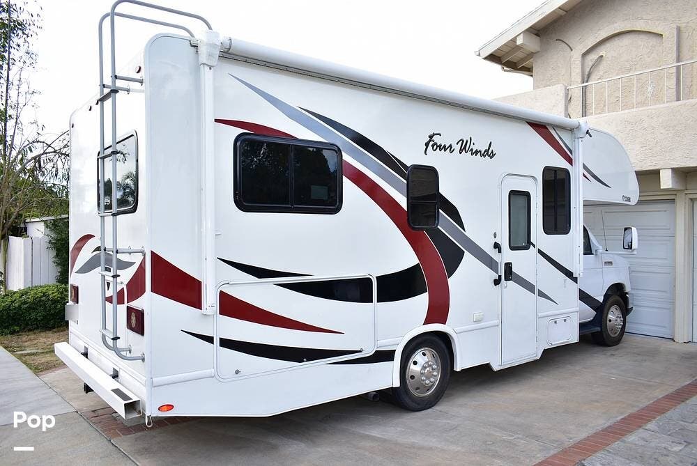 2019 Four Winds 23U by Thor Motor Coach from Pop RVs in Santa Ana, California