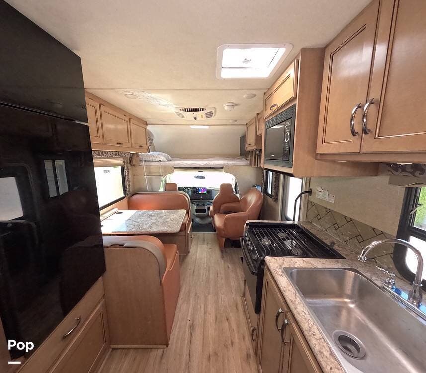 2019 Thor Motor Coach Four Winds 23U - Used Class C For Sale by Pop RVs in Santa Ana, California features Air Conditioning, Awning, Generator