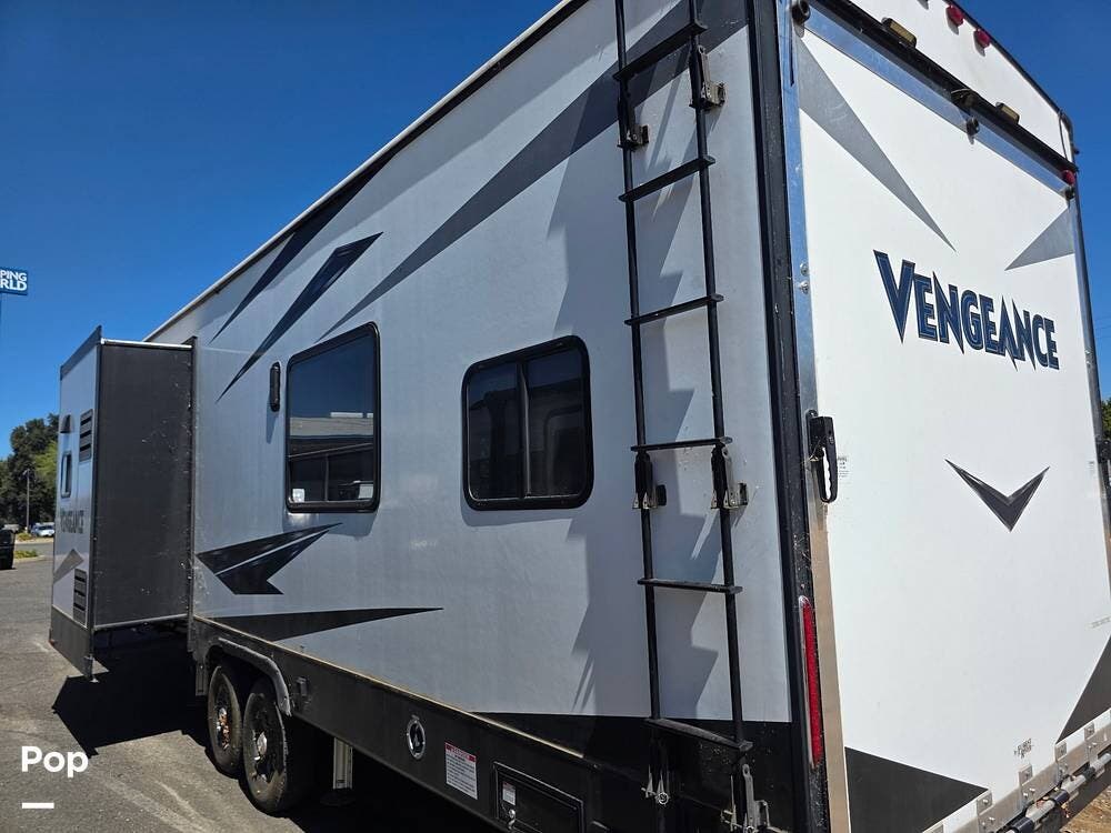 2019 Vengeance 348A13 by Forest River from Pop RVs in Red Bluff, California
