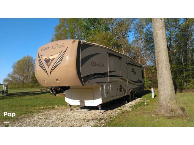 2016 Forest River Cedar Creek 38FB2 - Used Fifth Wheel For Sale by Pop RVs in Sullivan, Indiana