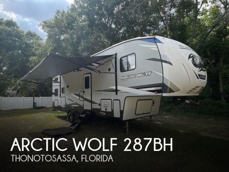 Used 2022 Cherokee Arctic Wolf 287BH available in Thonotosassa, Florida