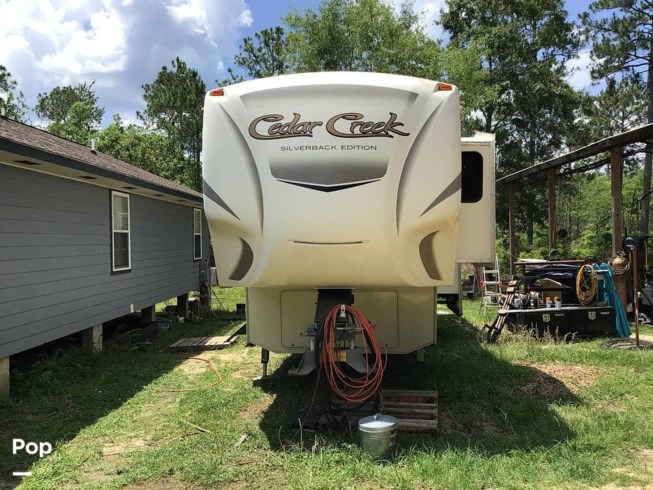2017 Forest River Cedar Creek 37MBH - Used Fifth Wheel For Sale by Pop RVs in Saucier, Mississippi