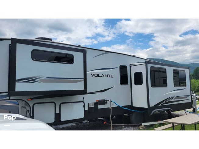2020 Volante 326RK by CrossRoads from Pop RVs in Sevierville, Tennessee