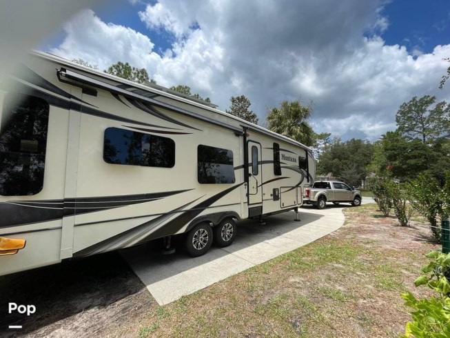 2014 Keystone Montana 3610RL - Used Fifth Wheel For Sale by Pop RVs in Beverly Hills, Florida