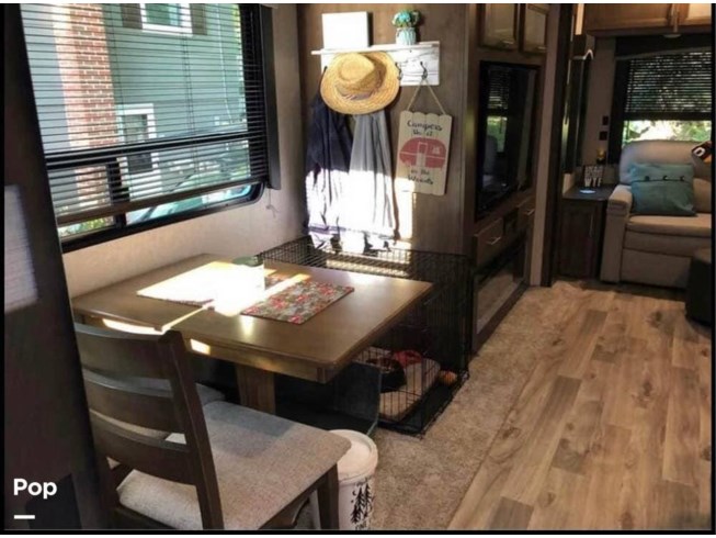 2021 Keystone Cougar 302RLS - Used Fifth Wheel For Sale by Pop RVs in Duncansville, Pennsylvania